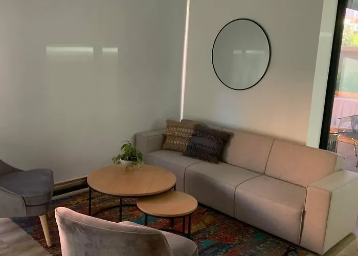 Apartamento con terraza y jacuzzi privado